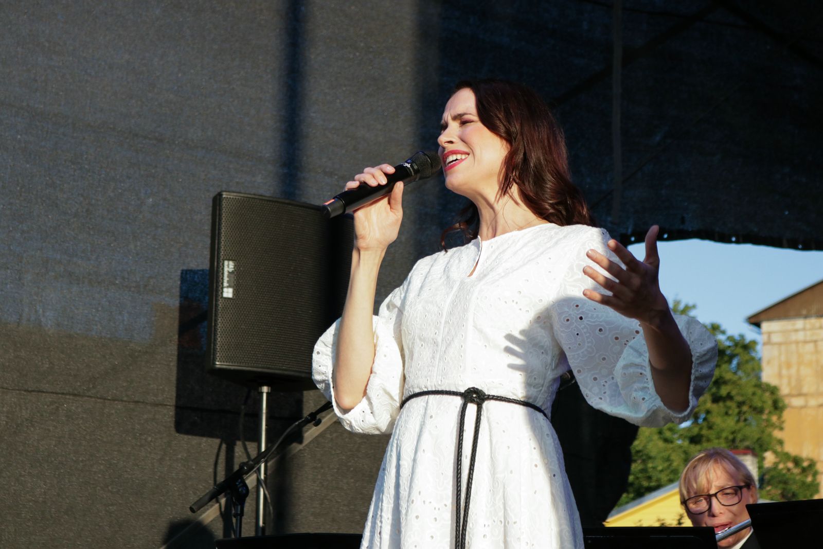 Mööda piiri